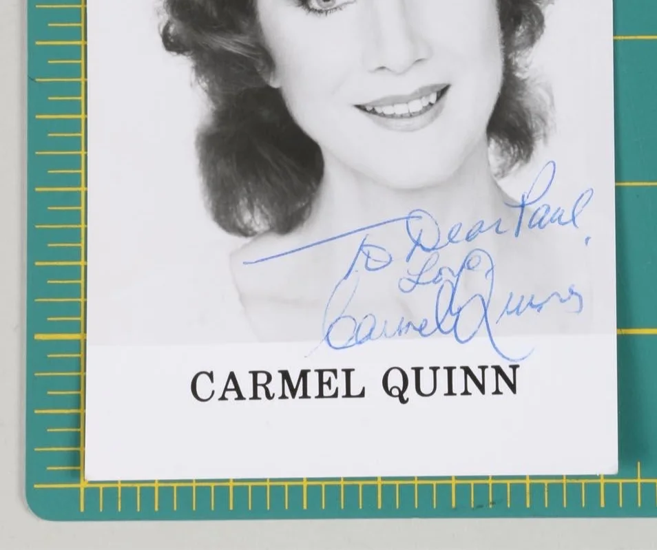 Carmel Quinn SIGNED INSCRIBED PHOTO 4 X 6 B/W IRISH ACTRESS 100% AUTHENTIC, image 2