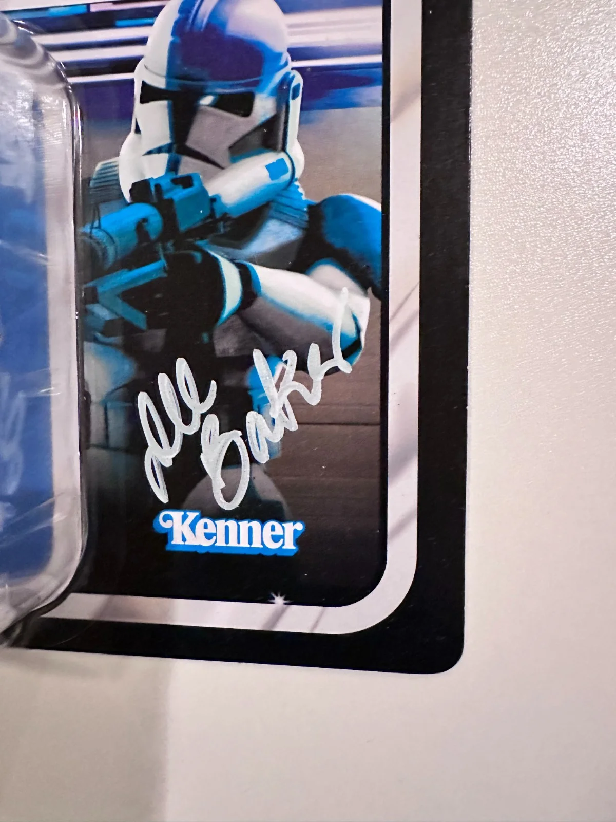 Dee Bradley Baker — Dee Baker Signed Star Wars Clone Wars Vintage Collection 501st Trooper Figure, image 5