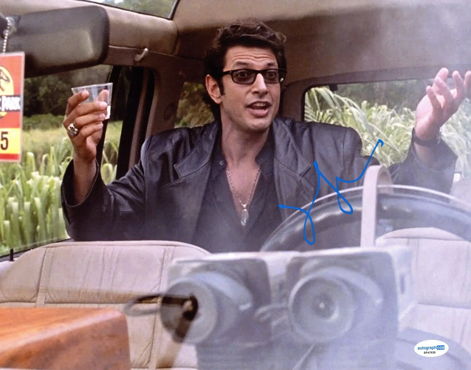 Jeff Goldblum — Jeff Goldblum "Jurassic Park" AUTOGRAPH Signed 'Malcolm' 11x14 Photo ACOA