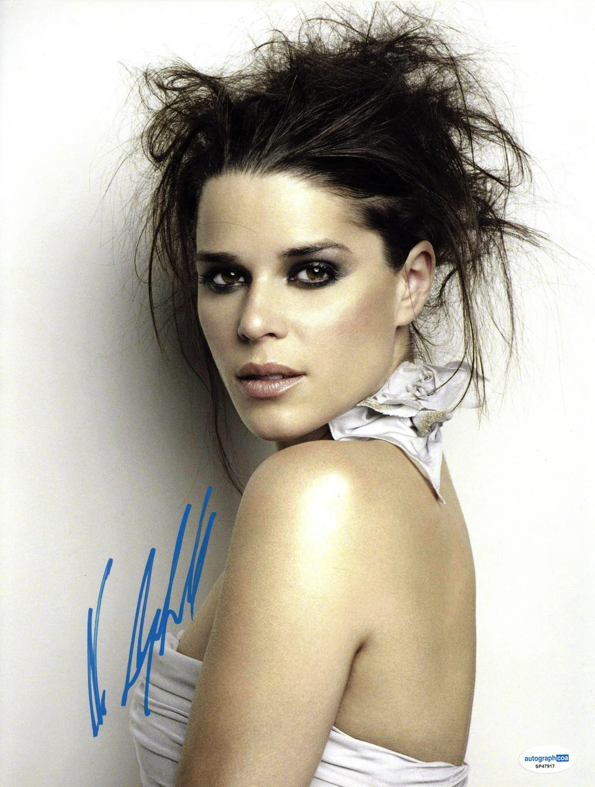 Neve Campbell — Neve Campbell "Scream" AUTOGRAPH Signed Autographed 11x14 Photo ACOA