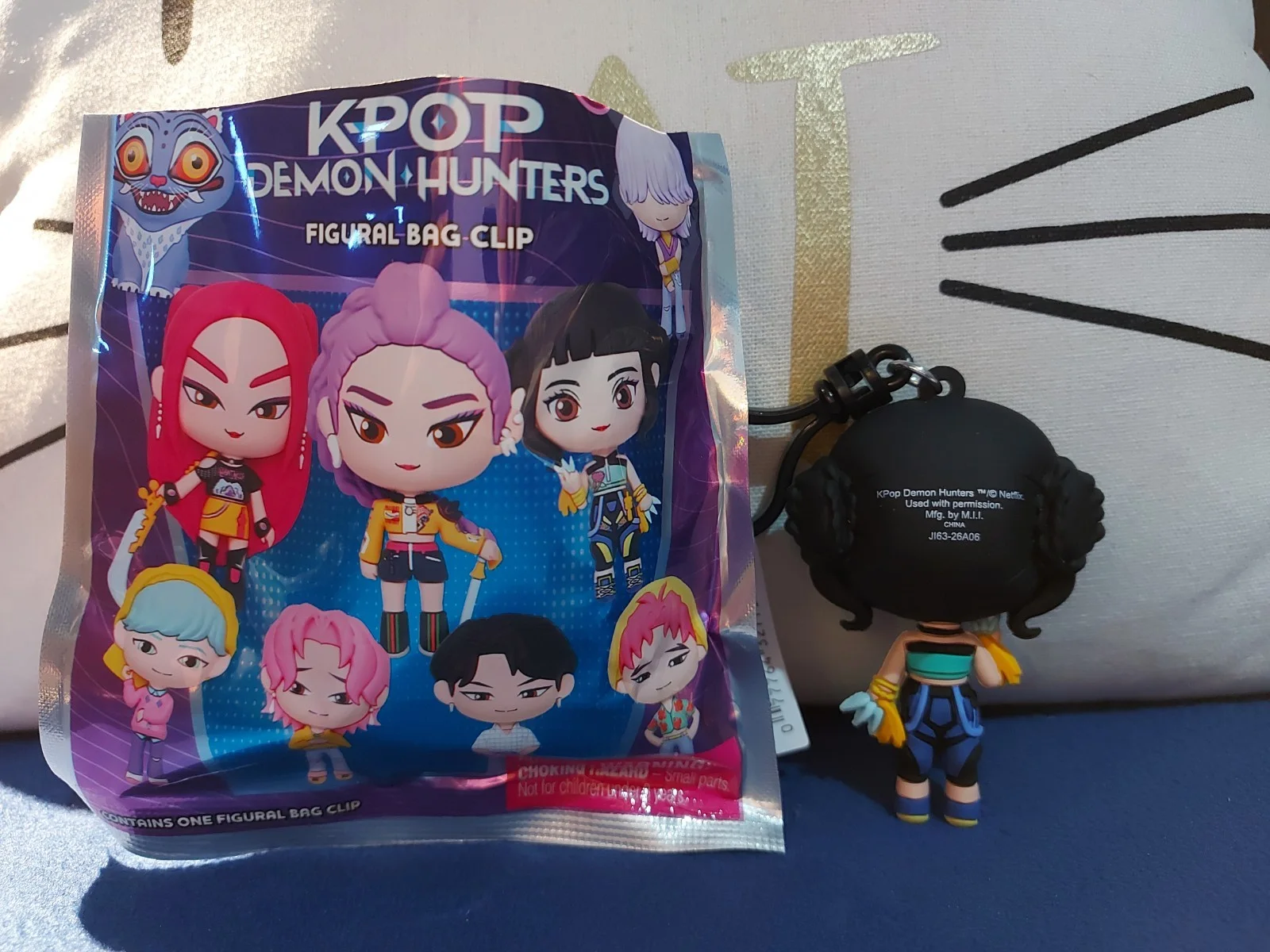 K-Pop Demon Hunters - Figural Bag Clip Series 1 - Zoey - RARE!, image 2