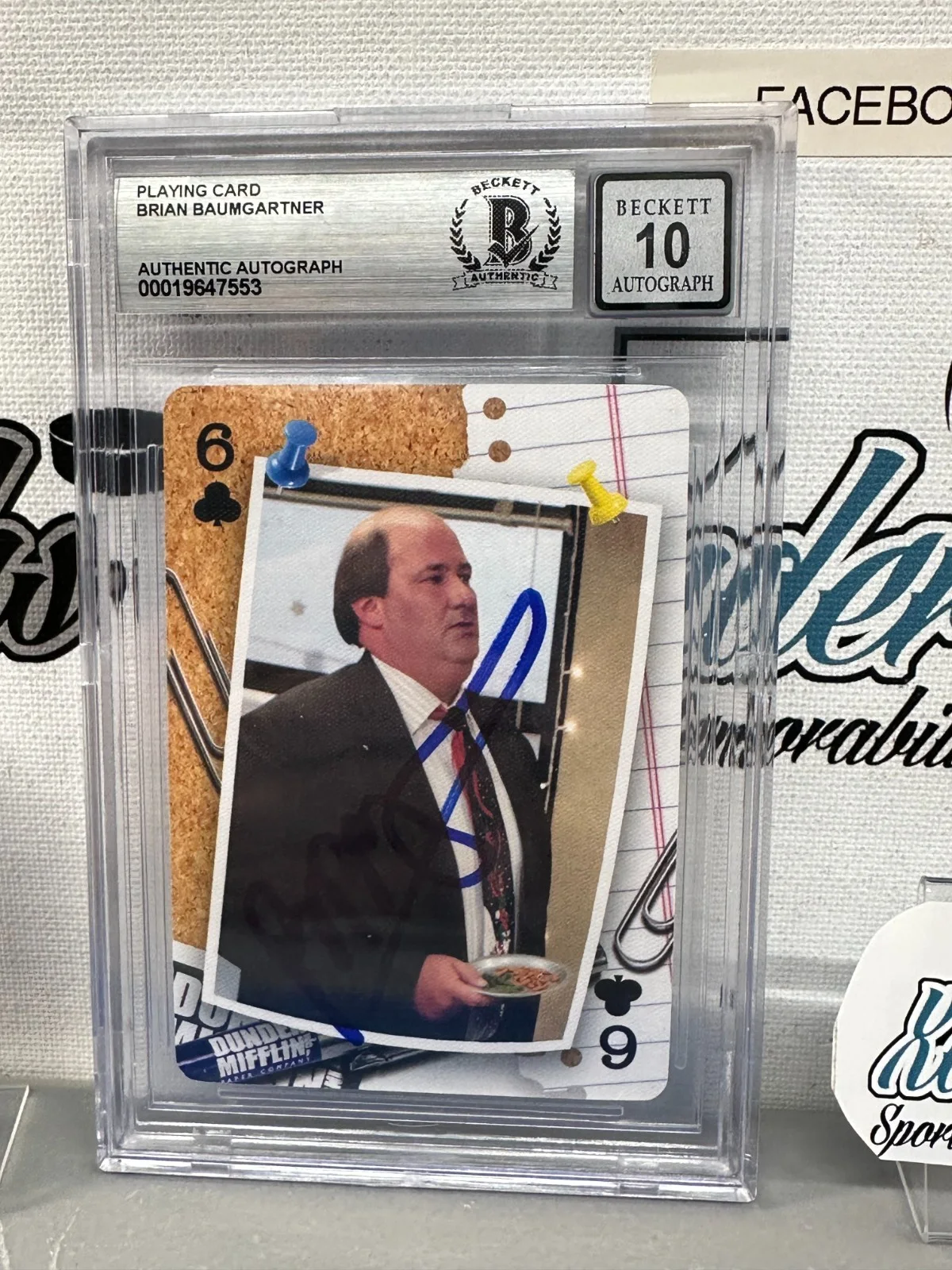 SUITS L.A. AUTOGRAPHED SLABBED SLAB AUTHENTICATED CERTIFIED ENCAP — BRIAN BAUMGARTNER KEVIN MALONE SIGNED THE OFFICE ON CARD BECKETT BGS BAS 10, image 2