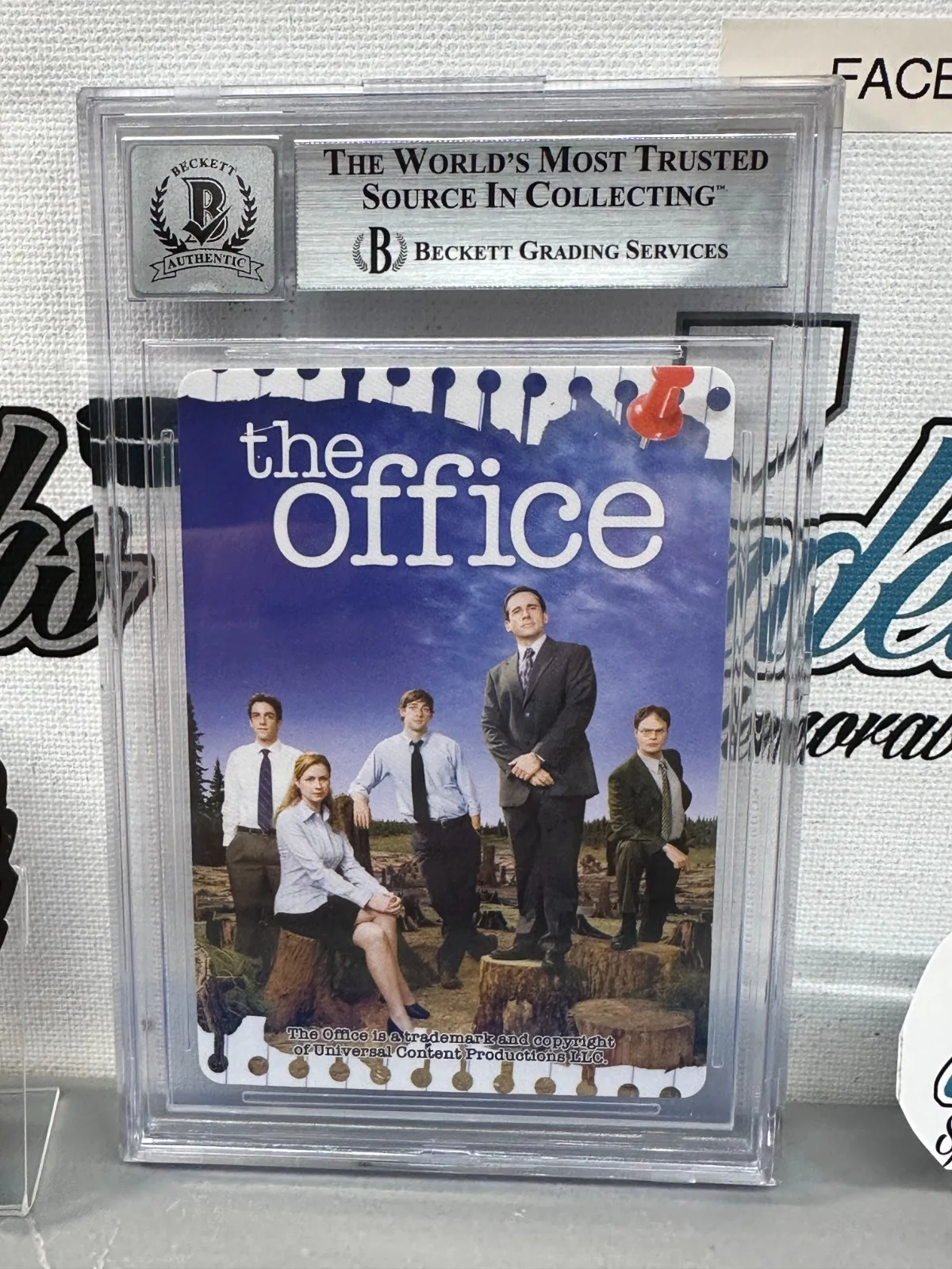 SUITS L.A. AUTOGRAPHED SLABBED SLAB AUTHENTICATED CERTIFIED ENCAP — BRIAN BAUMGARTNER KEVIN MALONE SIGNED THE OFFICE ON CARD BECKETT BGS BAS 10, image 5