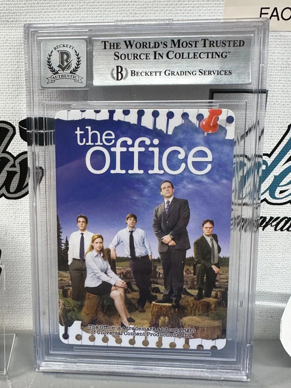 SUITS L.A. AUTOGRAPHED SLABBED SLAB AUTHENTICATED CERTIFIED ENCAP — BRIAN BAUMGARTNER KEVIN MALONE SIGNED THE OFFICE ON CARD BECKETT BGS BAS 10, image 5