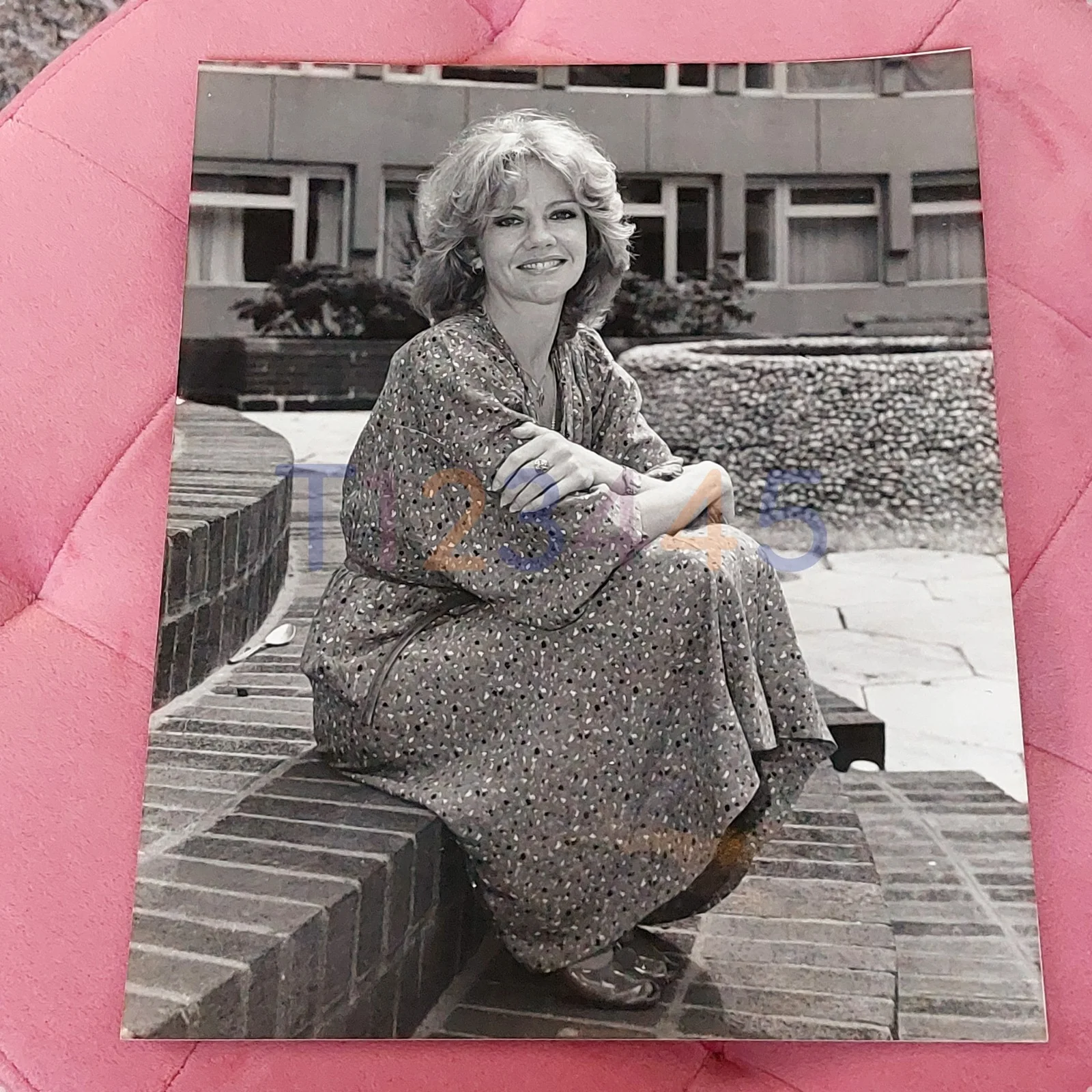 Hayley Mills Original 1985/86 Press Photo - Weekend Mail / Universal Pictorial, изображение 2