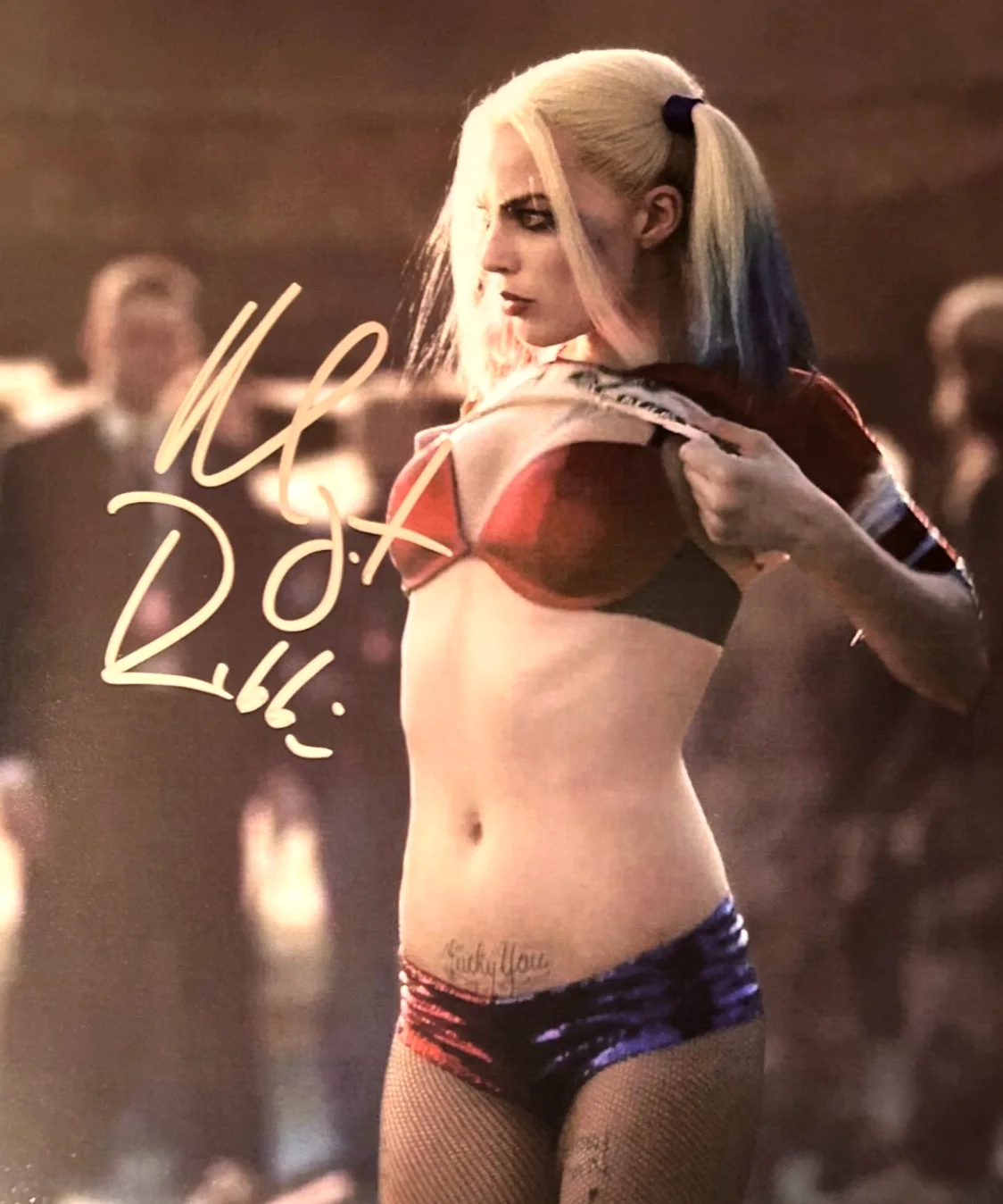 Margot Robbie — Margot Robbie Signed (HARLEY QUINN) 8x10" Authentic Original Autograph w/COA, изображение 3