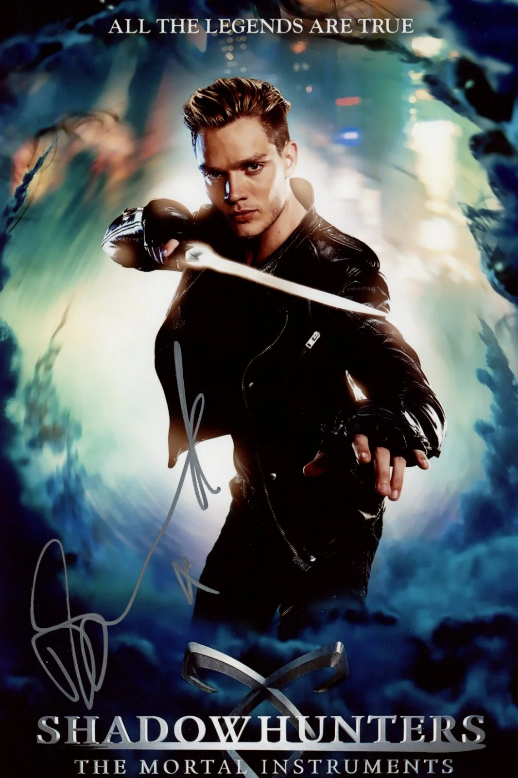 Dominic Sherwood — Dominic Sherwood Shadowhunters 8x12 Signed Photo JSA Certified Autograph