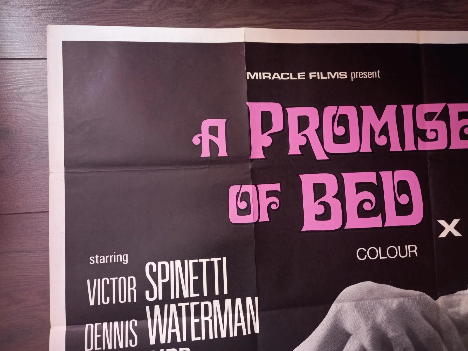 A PROMISE OF BED 1969 BRITISH QUAD POSTER DENNIS WATERMAN VICTOR SPINETTI, изображение 3