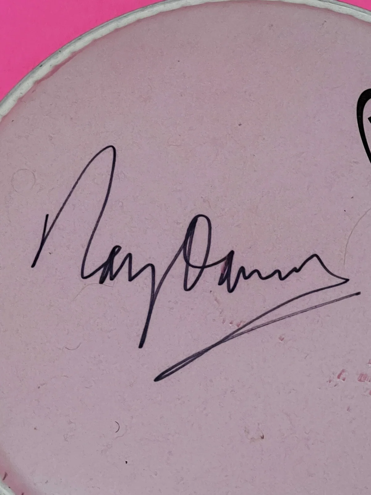 RAY DAVIES THE KINKS SIGNED AUTOGRAPHED DRUMHEAD PROOF, image 3