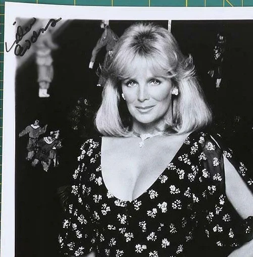 Linda Eban — Linda Evans ( Dynasty Actress) Signed Autographed Photo Authentic 8x10, изображение 2