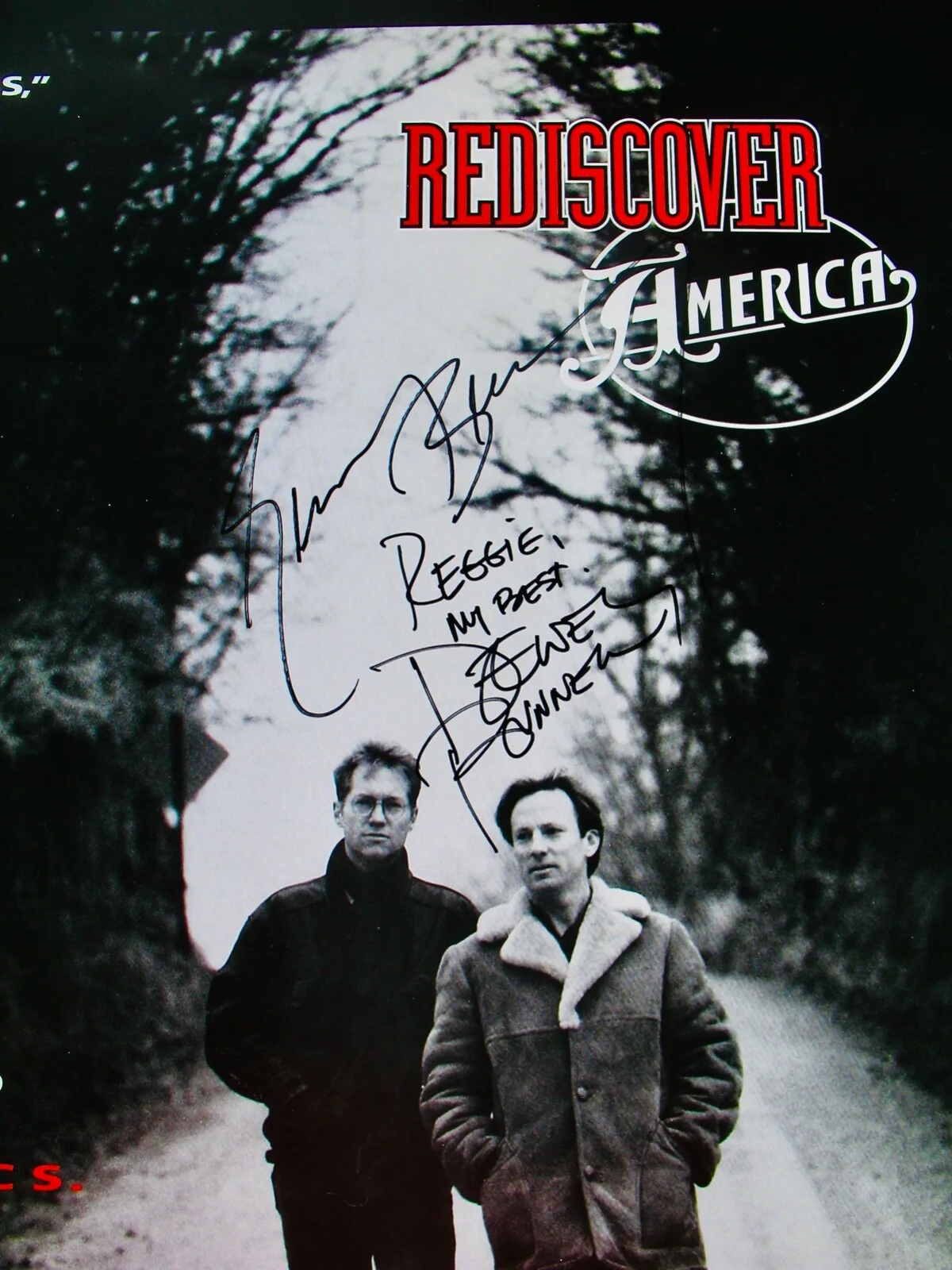 AMERICA~Rare Autographed 17 x 22 Promo Poster By Gerry Beckley & Dewey Bunnell, изображение 2