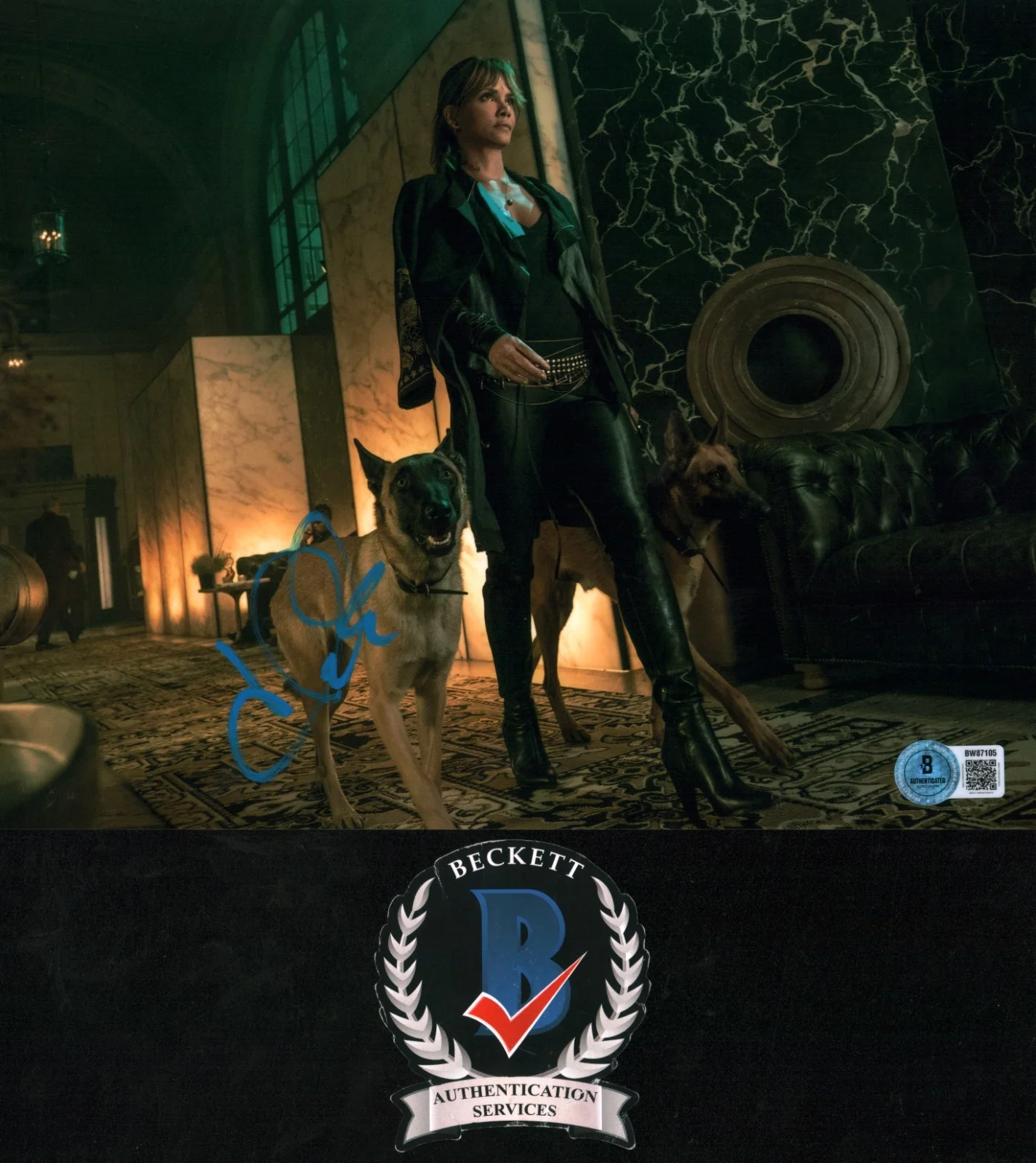 halle berry — Halle Berry Signed Autographed John Wick Chapter 3 Parabellum 8x10 Photo BAS COA