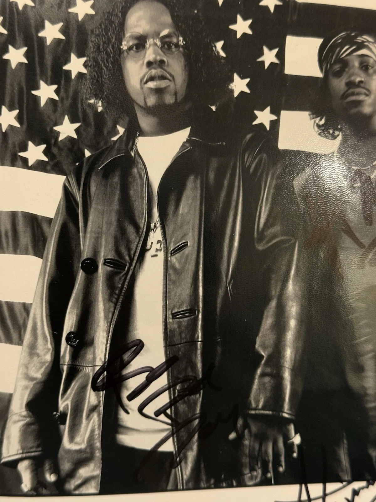OUTKAST DUO GROUP AUTOGRAPHED STANKONIA PHOTO. ANDRE 3000 AND BIG BOI (JSA), image 2