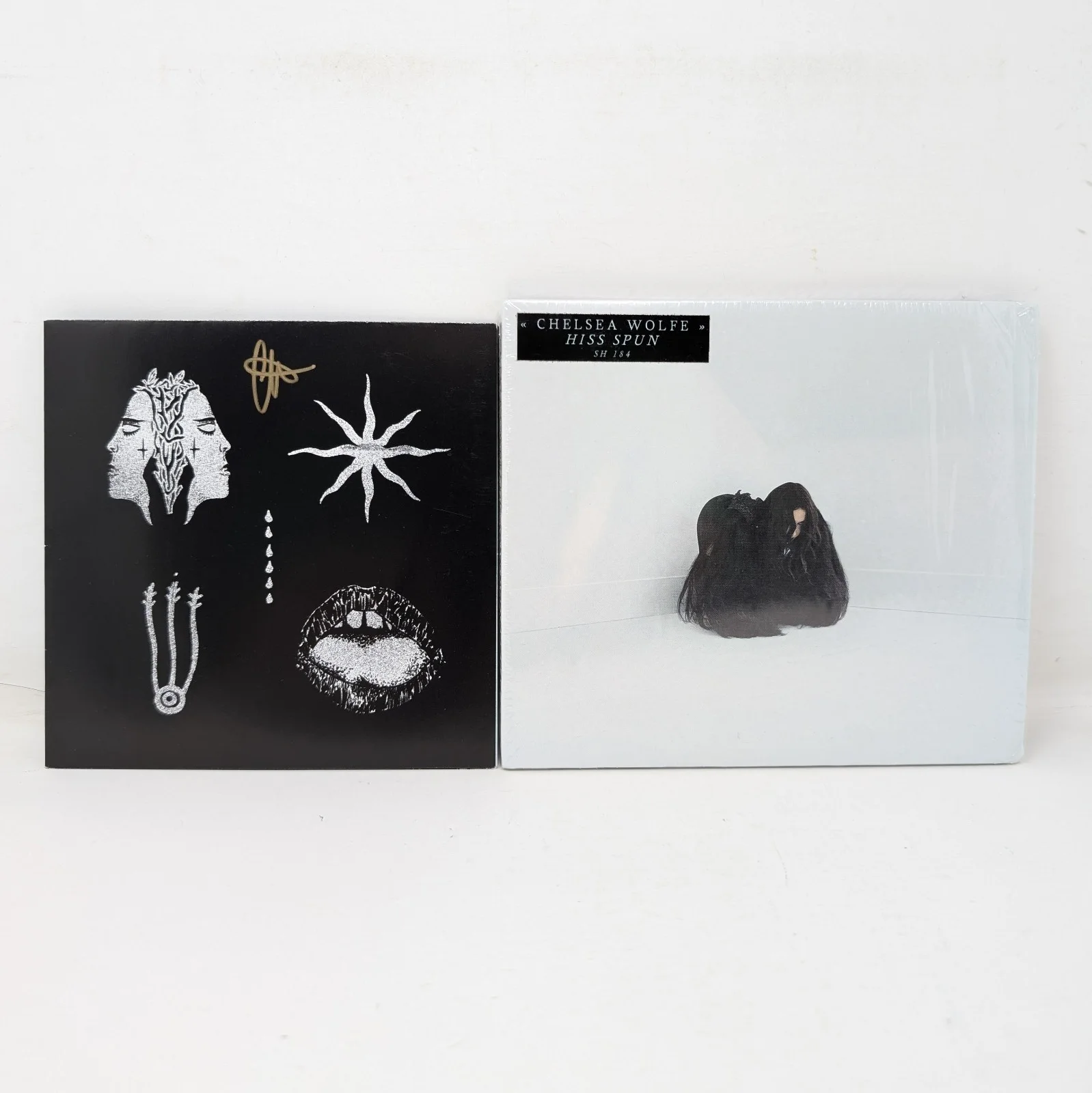 Chelsea Wolfe Hiss Spun CD 2017 With Hand Signed Booklet Personally Autographed, изображение 2