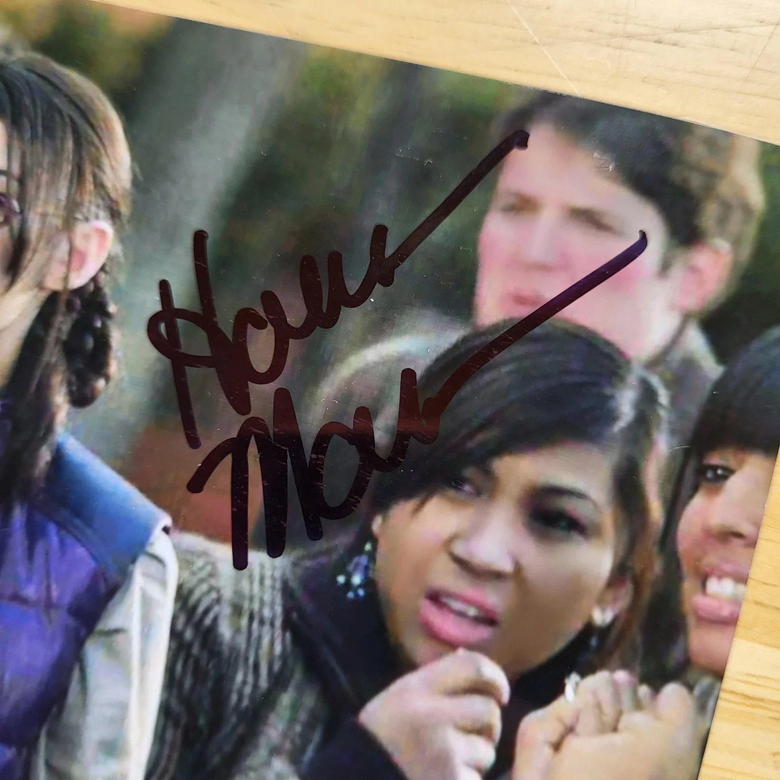 Hannah Marks — Hannah Marks The Amazing Spiderman Weeks Danika Hand Signed 4x6 Autograph Photos, изображение 2