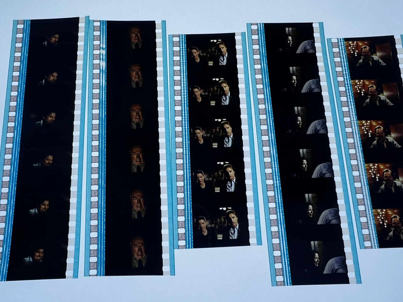 Vacancy 35mm Film Cells Strips - 5 Strips of 5 Cells FREE P&P, изображение 2