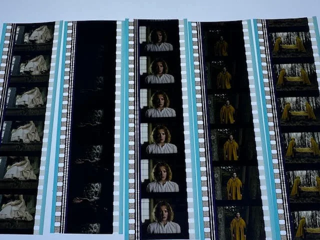 The Village 35mm Film Cells Strips - 5 Strips of 5 Cells FREE P&P, изображение 2