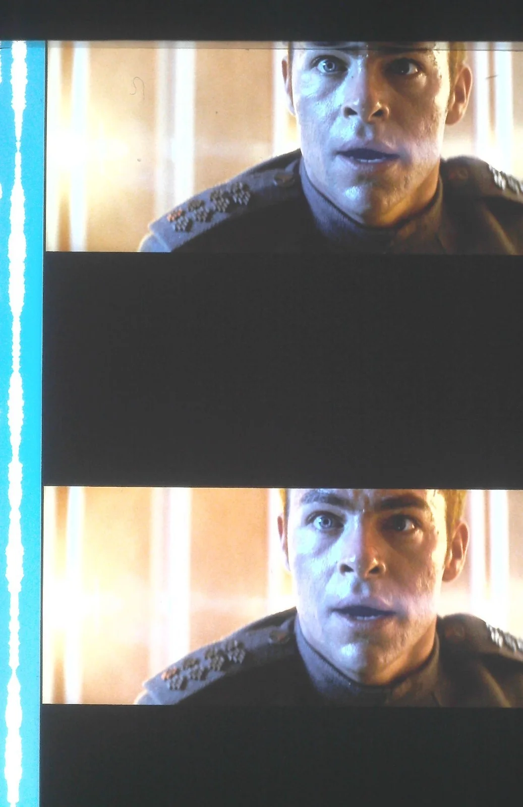 Star Trek Into Darkness 35mm Film Cells Strips - 5 Strips of 5 Cells FREE P&P, изображение 2