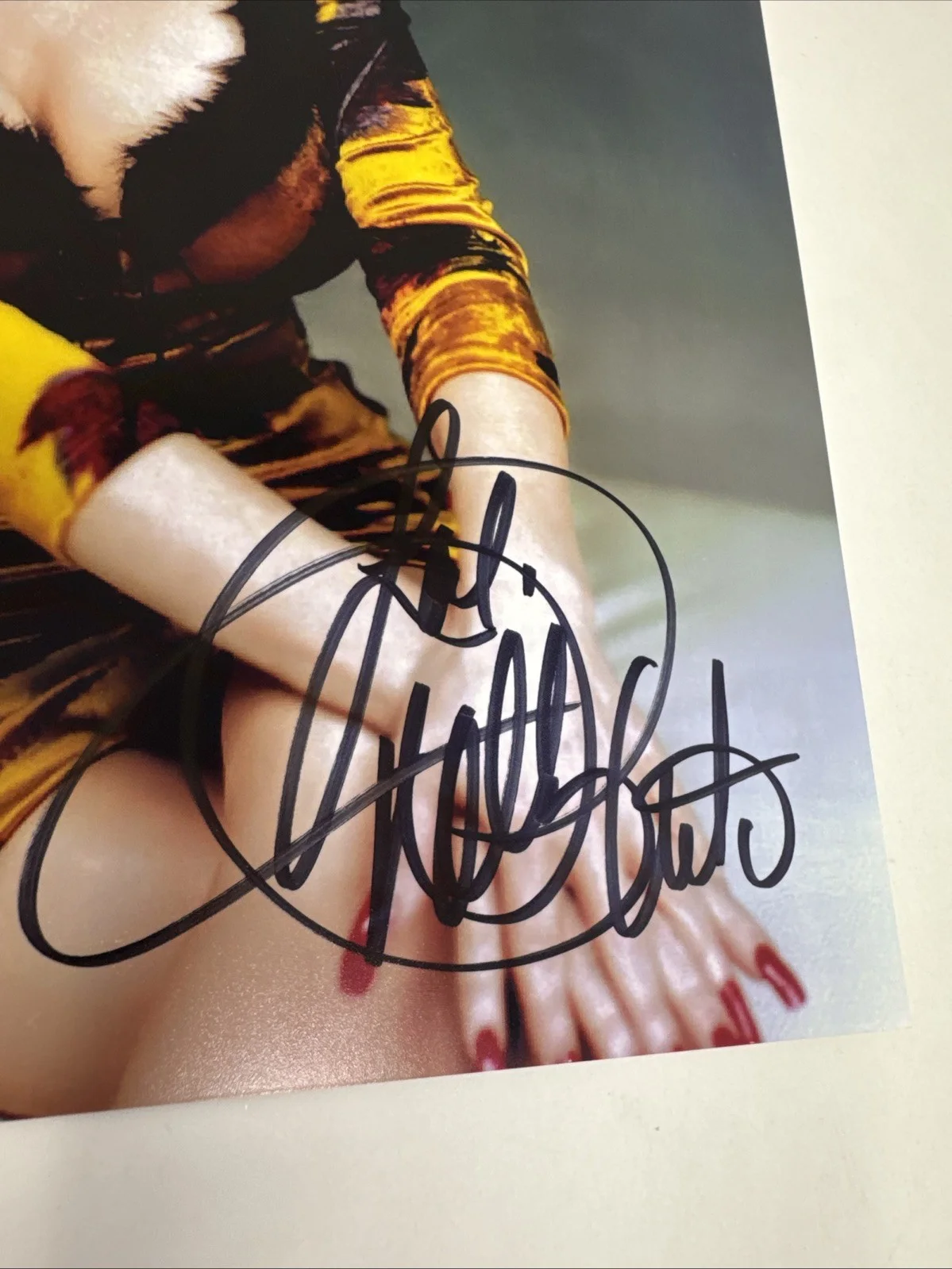 DOLLY PARTON Autographed 8.5 x 11 Hand Signed Photo COA Vintage early dress sexy, image 3