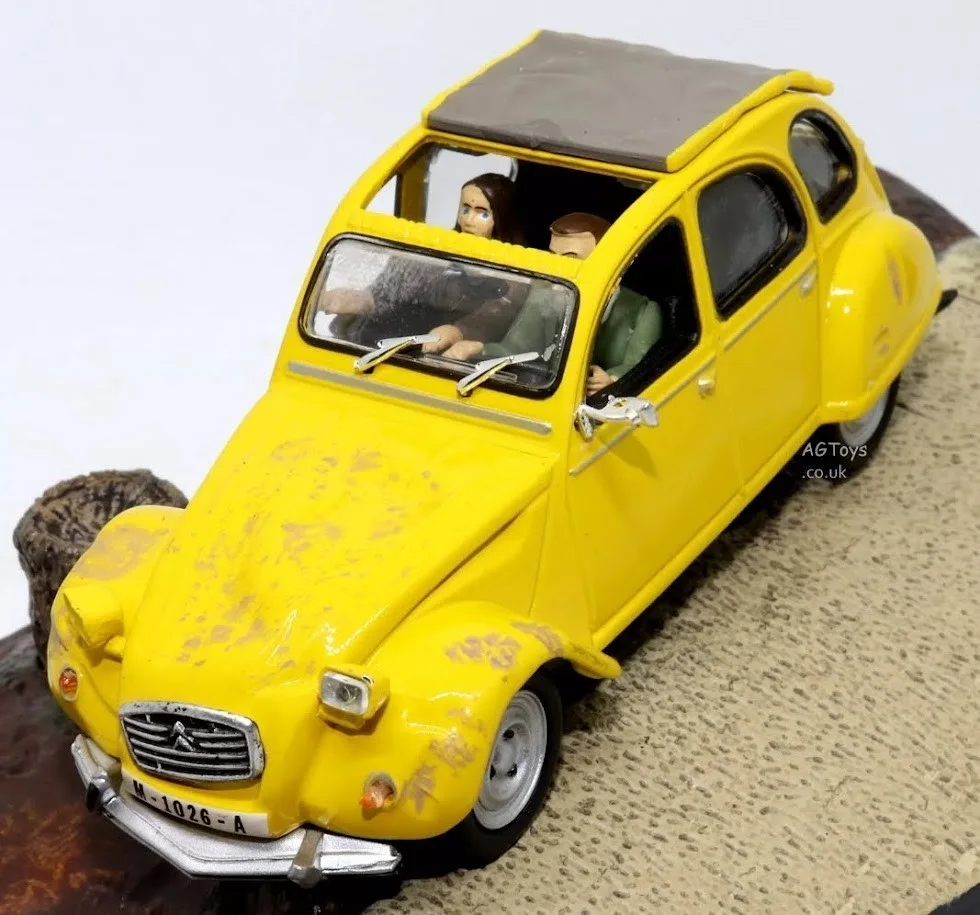JAMES BOND 007 FOR YOUR EYES ONLY CAR CHASE MOVIE FILM SCENE DIORAMA 1:43 SCALE, изображение 2