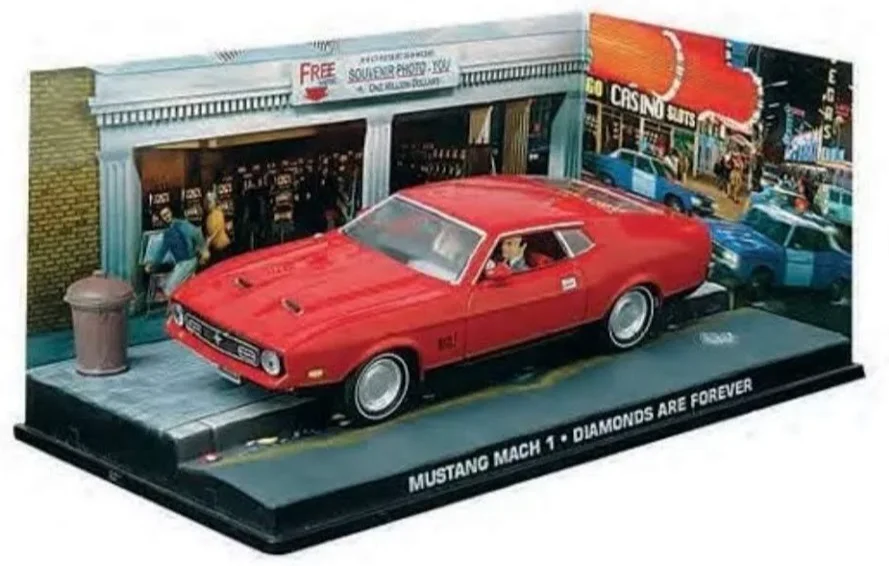 JAMES BOND 007 DIAMONDS ARE FOREVER CAR CHASE MOVIE SCENE DIORAMA 1:43 SCALE, изображение 2