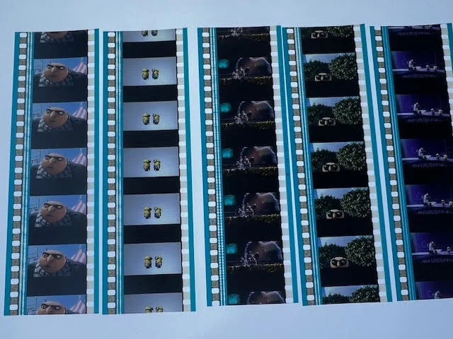 Despicable Me 35mm Film Cells Strips - 5 Strips of 5 Cells FREE P&P, изображение 3