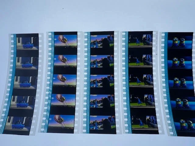 Despicable Me 2 35mm Film Cells Strips - 5 Strips of 5 Cells FREE P&P, изображение 3