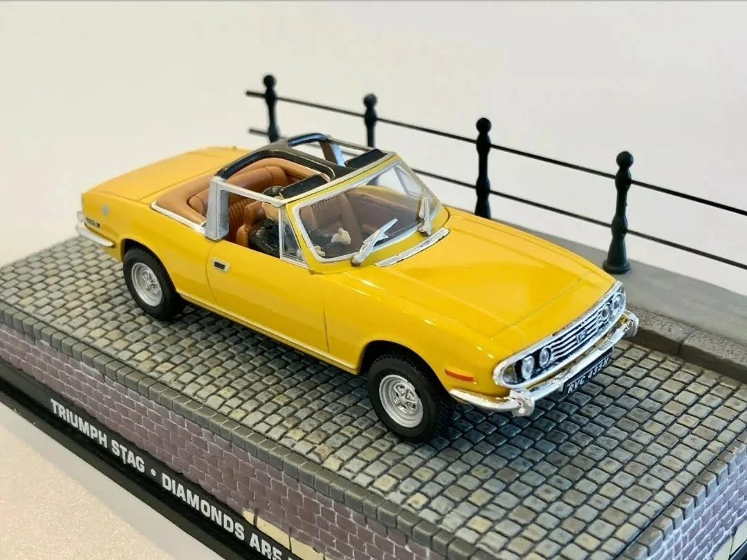JAMES BOND 007 DIAMONDS ARE FOREVER CAR CHASE SCENE DISPLAY DIORAMA 1:43 SCALE, изображение 3