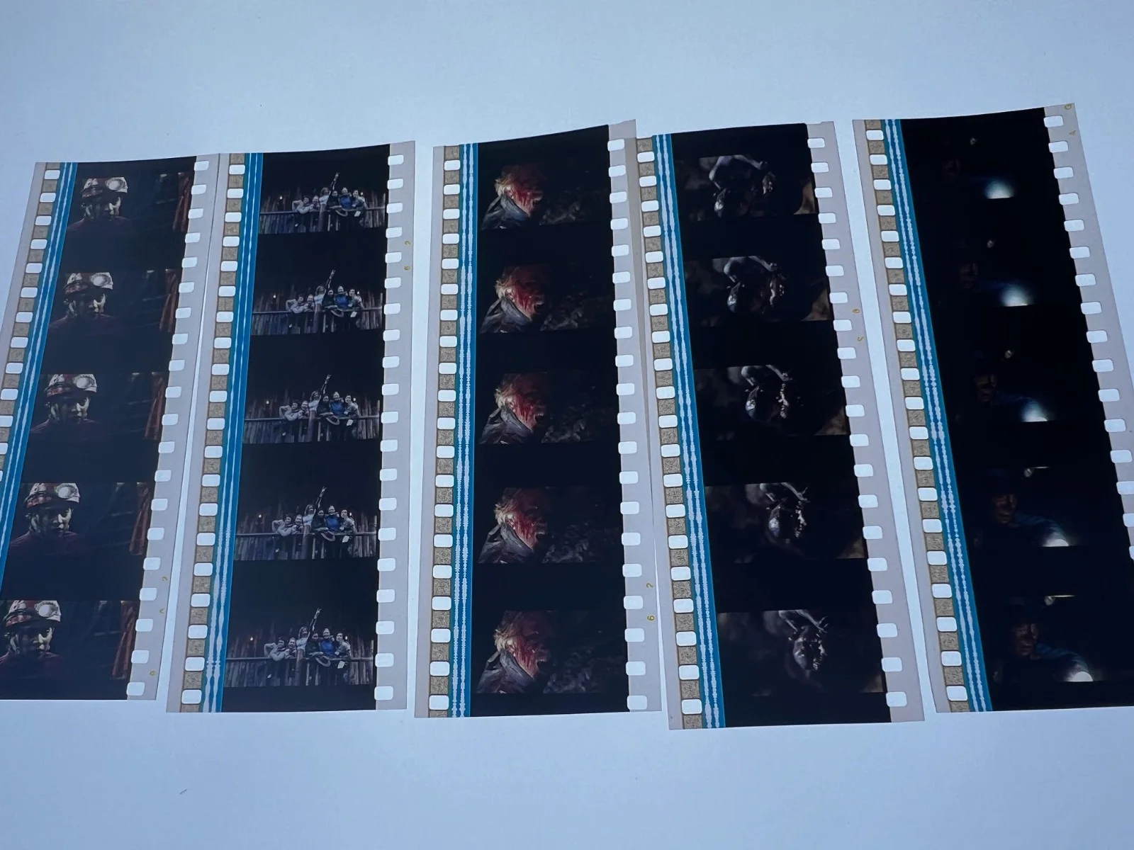 The Descent 2 35mm Film Cells Strips - 5 Strips of 5 Cells FREE P&P, изображение 2