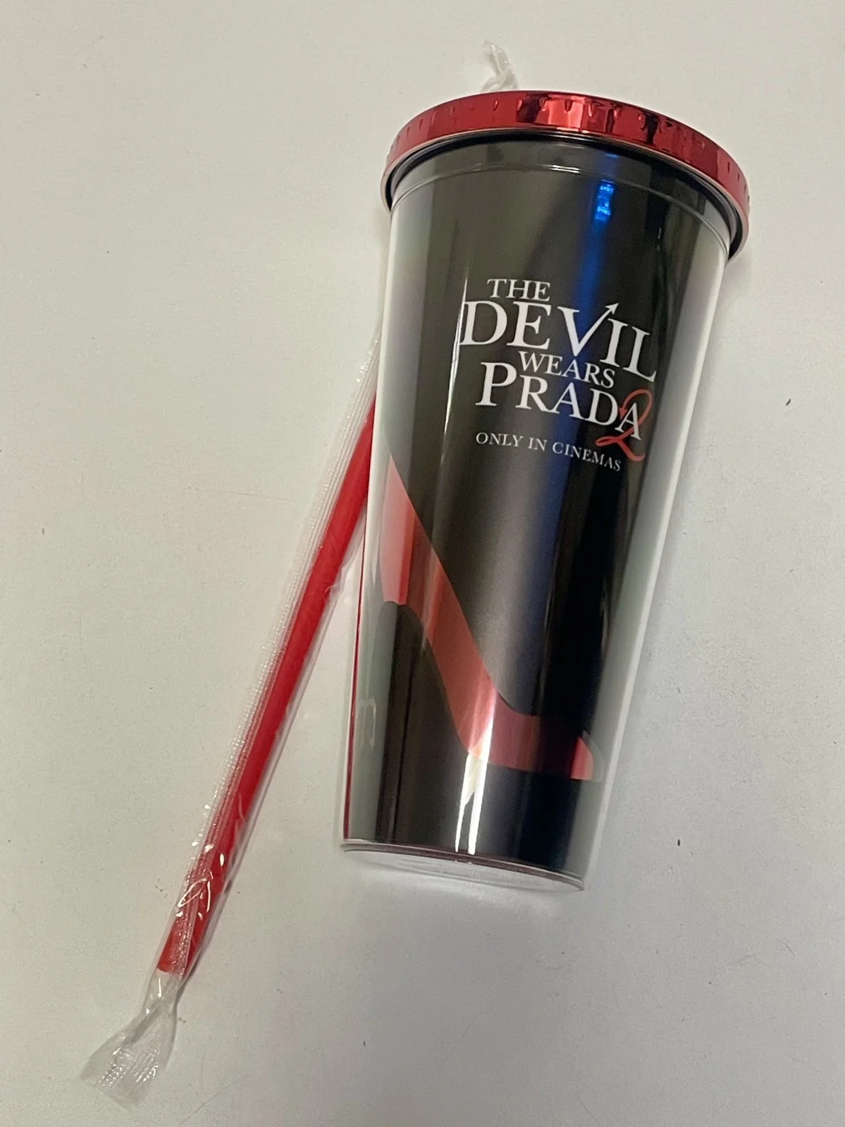 The Devil Wears Prada 2 Iconic Black New UK Cinema Exclusive Double Walled Cup, изображение 2