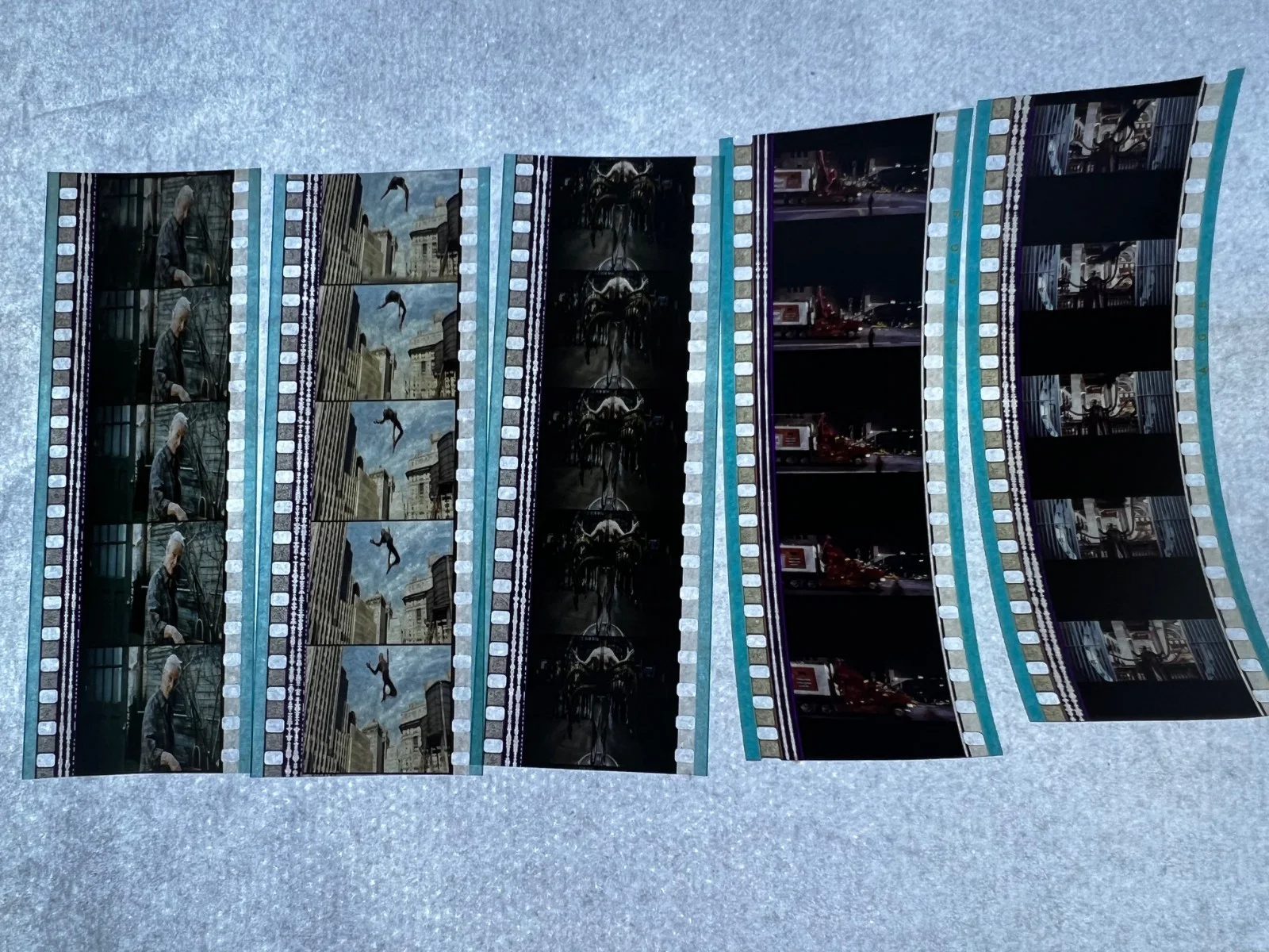 Spiderman 2 35mm Film Cells Strips - 5 Strips of 5 Cells FREE P&P, изображение 3