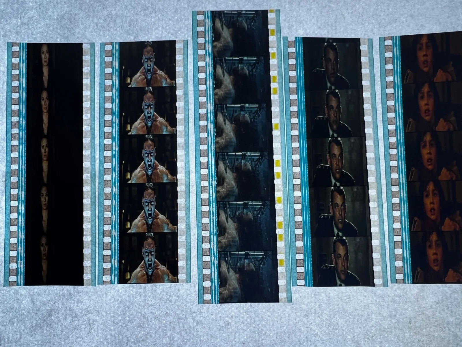 Wolverine 35mm Film Cells Strips - 5 Strips of 5 Cells FREE P&P, изображение 3