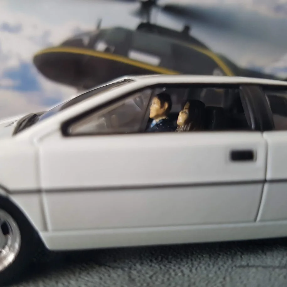 JAMES BOND 007 THE SPY WHO LOVED ME CAR SCENE DISPLAY DIORAMA 1:43 SCALE MODEL, изображение 2