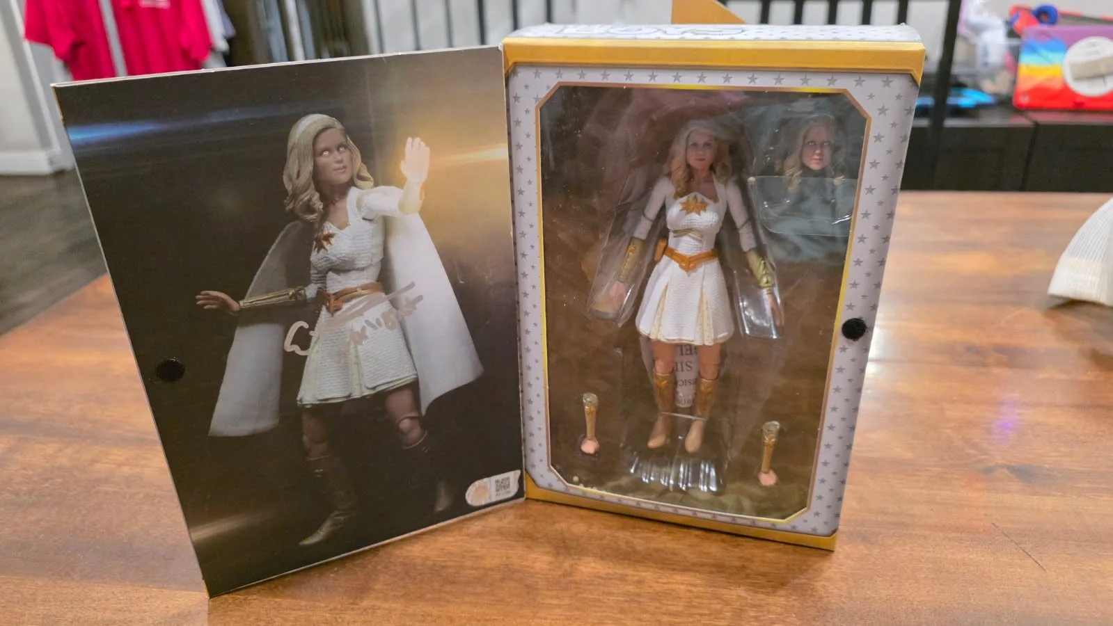 Erin Moriarty — Erin Moriarty Autographed - The Boys Starlight Annie - Ultimate Action Figure
