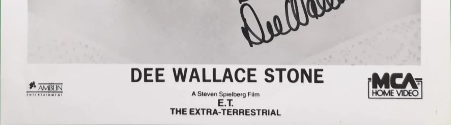 Dee Wallace Stone — Dee Wallace Stone B&W Head Shot Signed 8 x 10 Mum ET Extra Terrestrial MCA USA, изображение 3