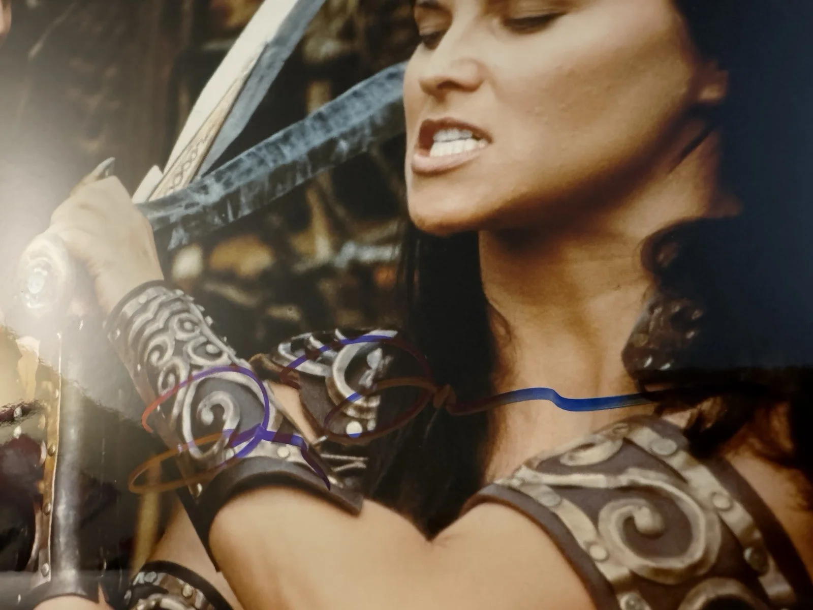 Lucy Lawless — Lucy Lawless as Xena Warrior Princess Signed Autographed Photo 8x10, image 2