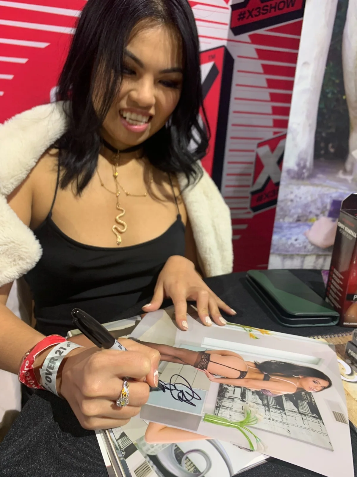 Cindy Starfall Adult Star Porn Model Signed 8x10 Autograph Photo COA Proof 6, изображение 4