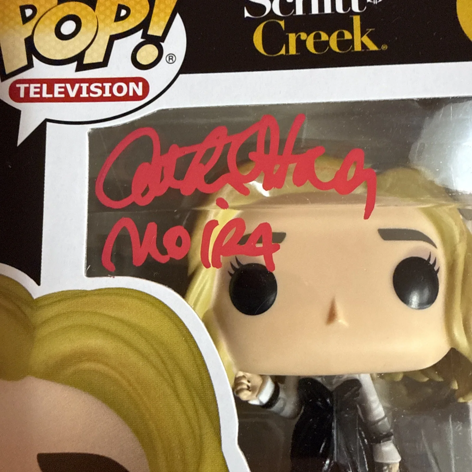 Catherine O’Hara — Funko Pop Schitt's Creek Moira Rose 1190 SIGNED Catherine O’Hara JSA Hardstsack, image 2