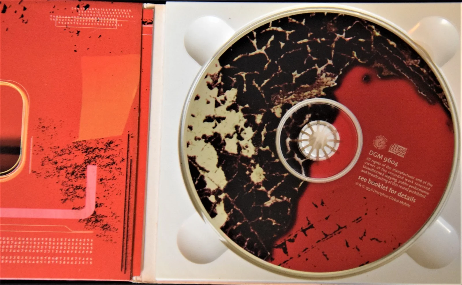 One of a Kind Autographed CD Cover and Ticket - Adrian Steve Belew Kilgore's Cin, изображение 5