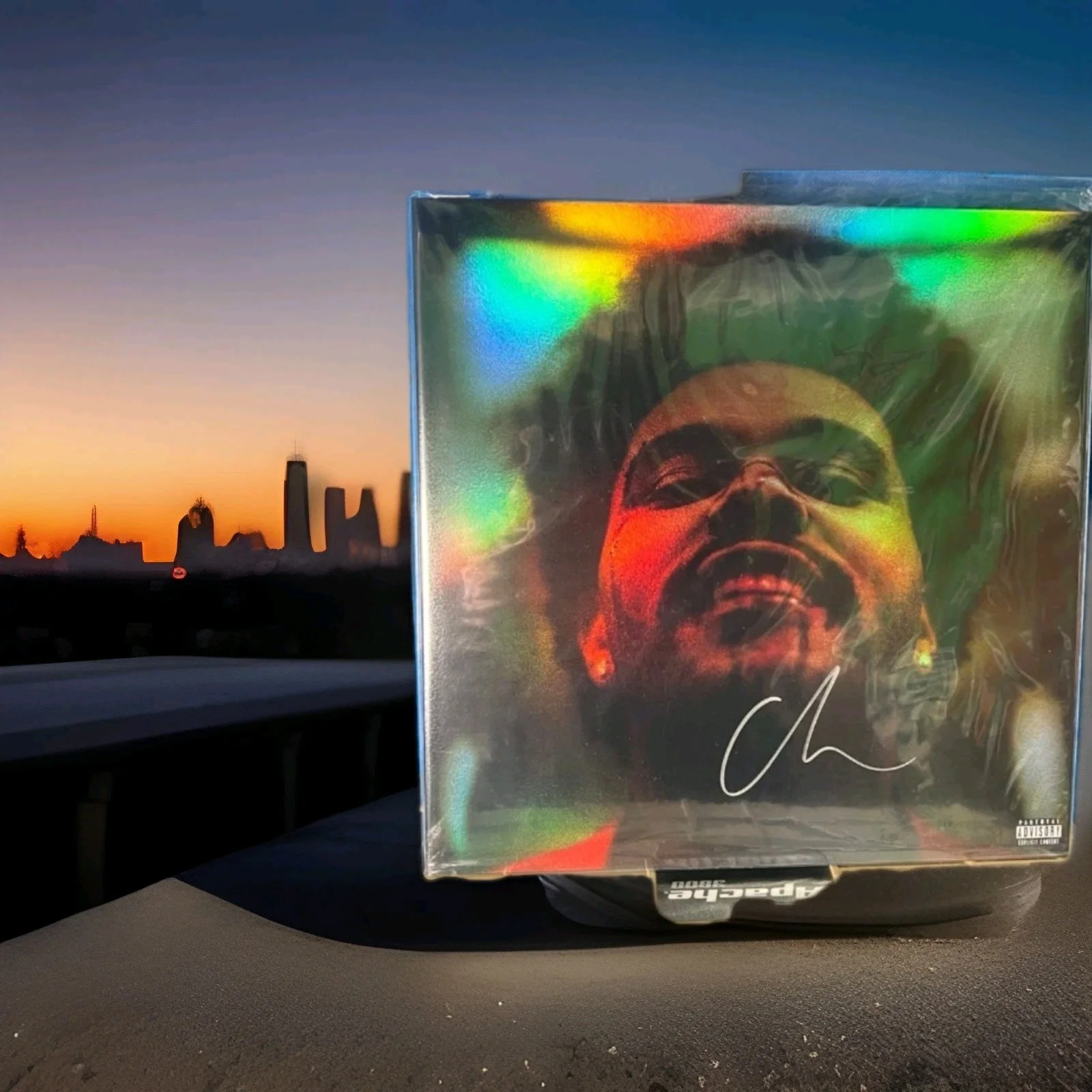 THE WEEKND SIGNED HOLOGRAPHIC AFTER HOURS VINYL ALBUM 2LP RECORD, image 2
