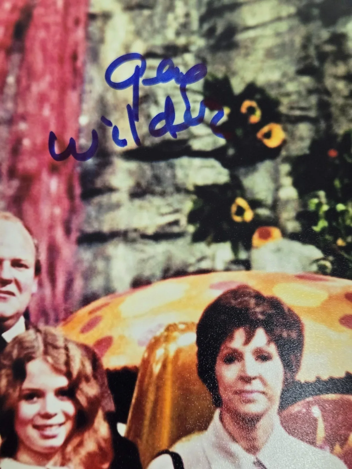 Gene Wilder — Willy Wonka 3x Cast Signed 11x14 Photo PSA - Hollywood Show, image 2