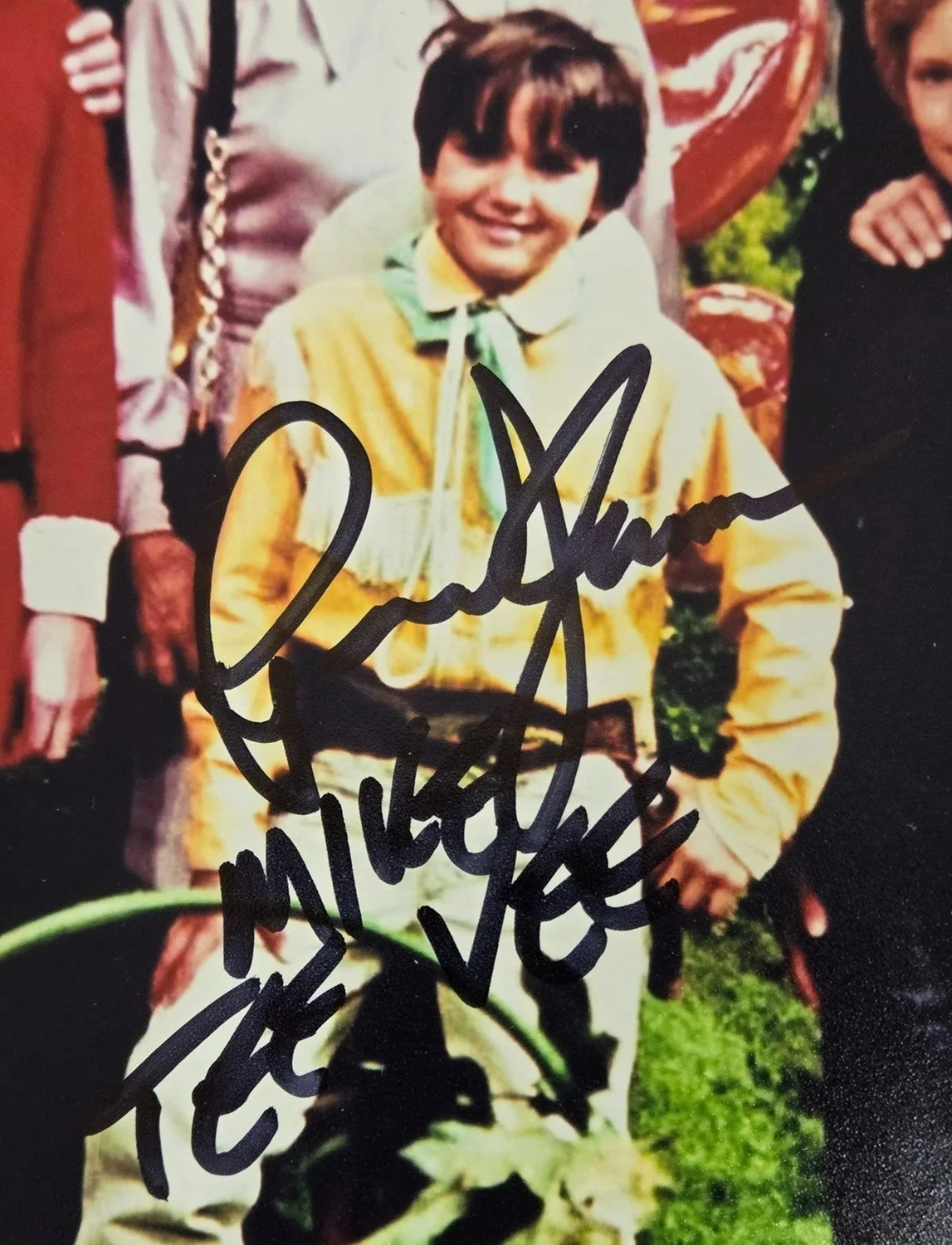 Gene Wilder — Willy Wonka 3x Cast Signed 11x14 Photo PSA - Hollywood Show, image 3
