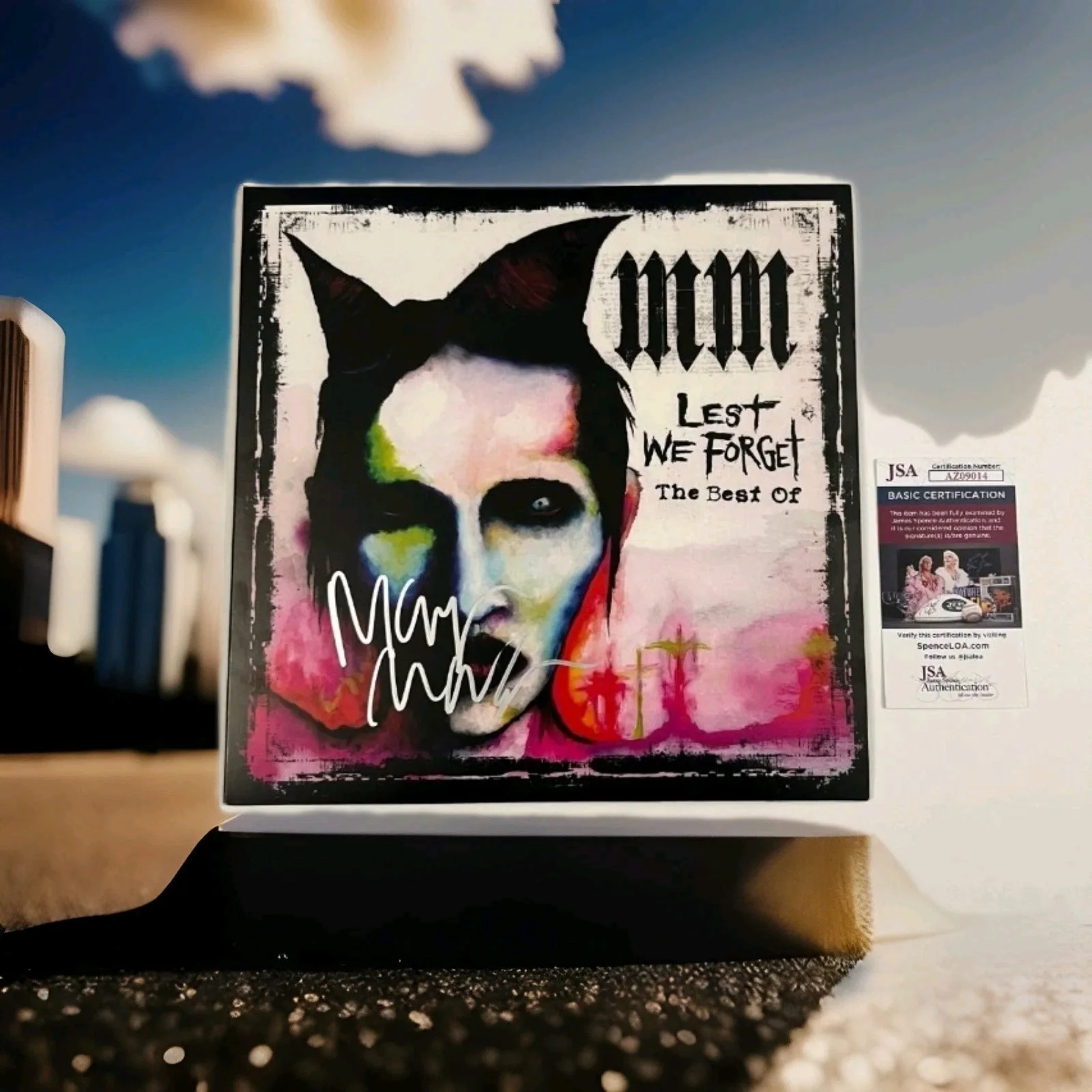 Marilyn Manson Signed Autographed Vinyl LP “Lest We Forget: The Best Of” JSA, image 2
