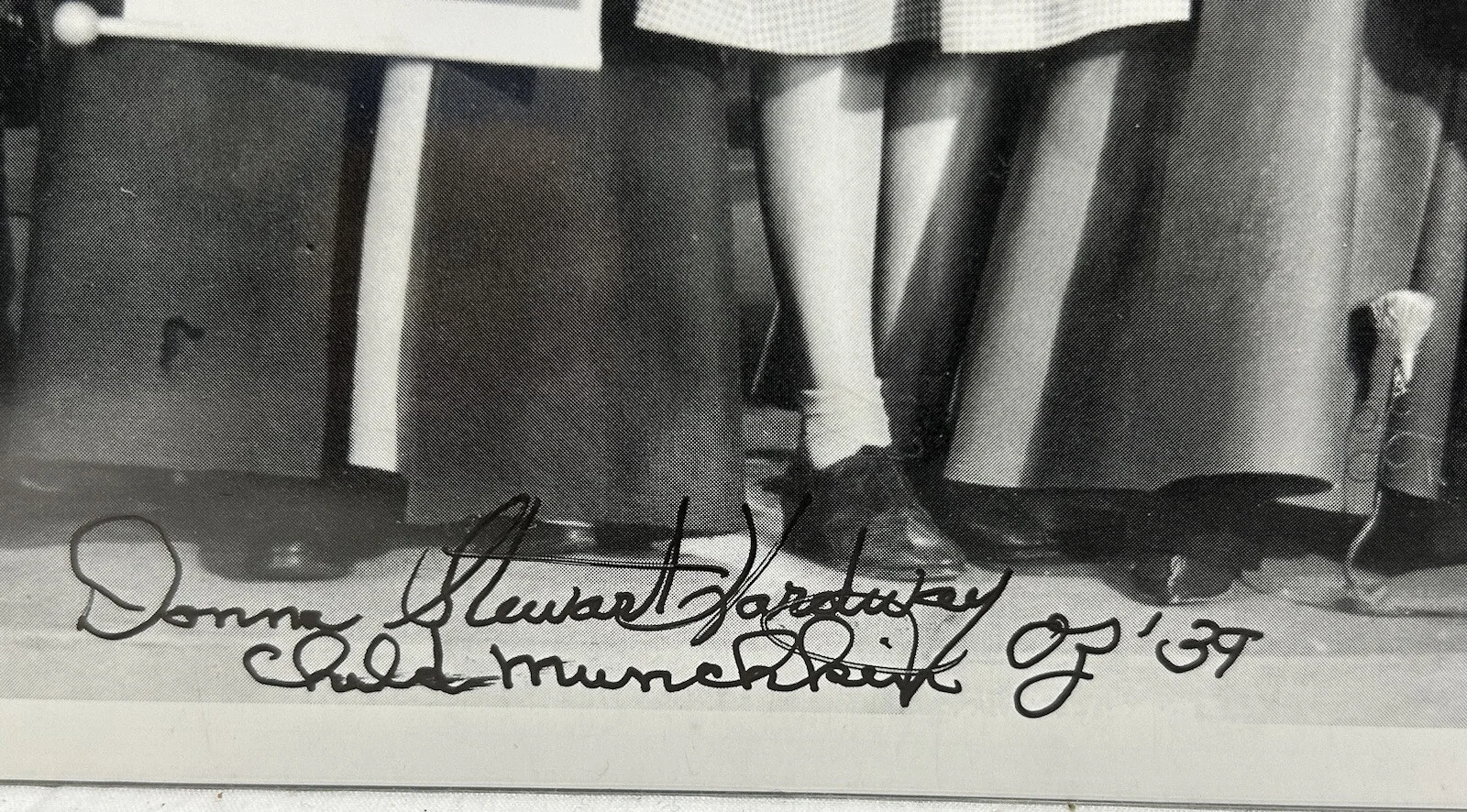 Donna Stewart-Hardway — Donna Stewart Hardway Wizard Of Oz Black & White Photograph Signed 2005, image 2
