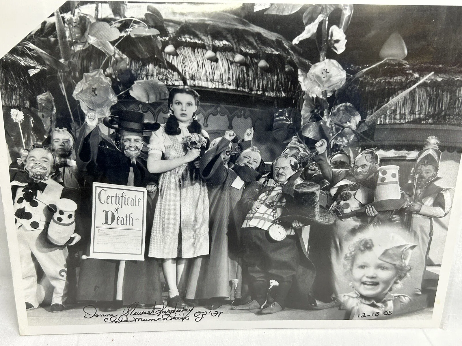 Donna Stewart-Hardway — Donna Stewart Hardway Wizard Of Oz Black & White Photograph Signed 2005, image 4