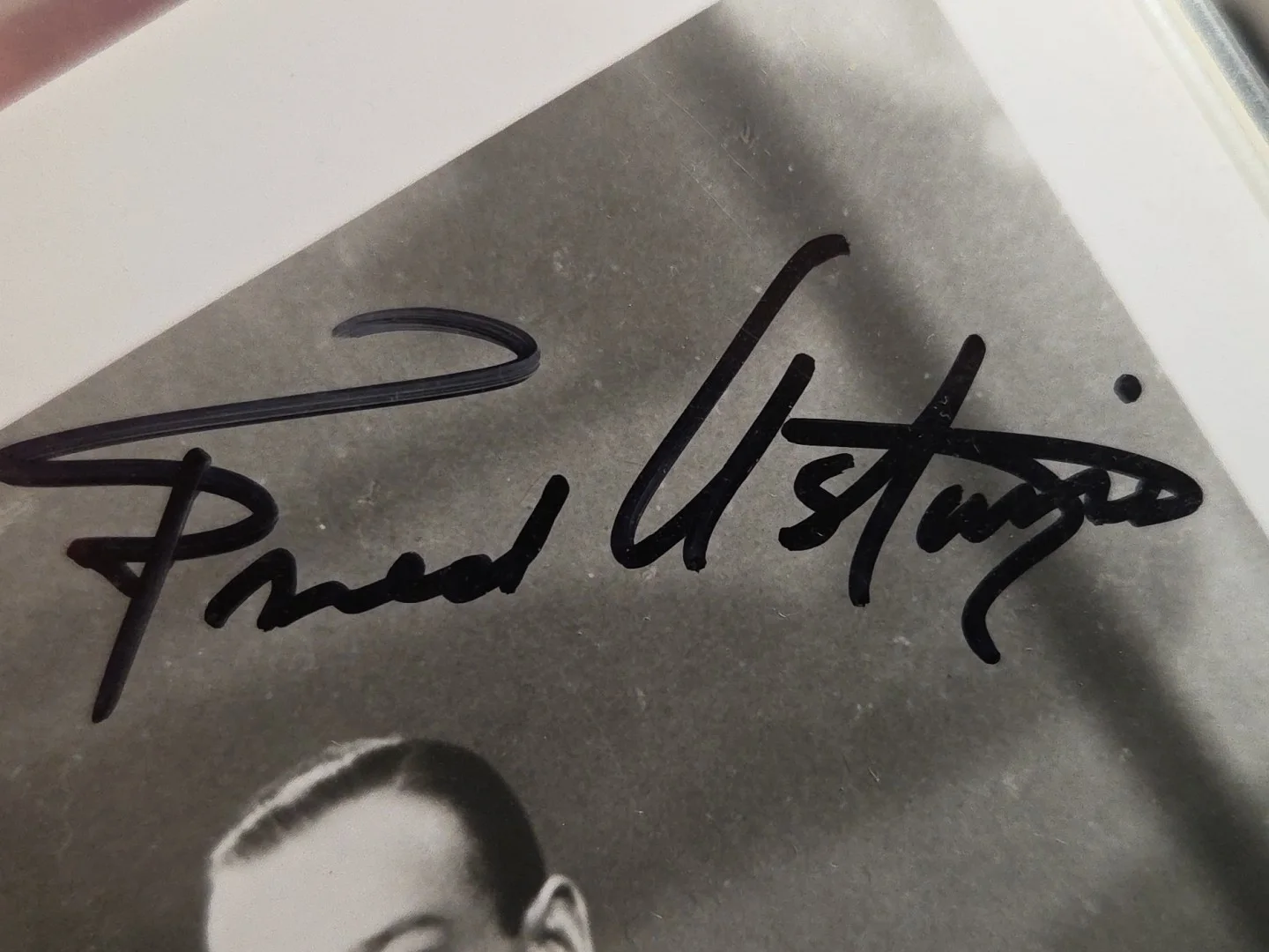 Fred Astaire Signed 8x10” Photo Excellent Condition, image 4