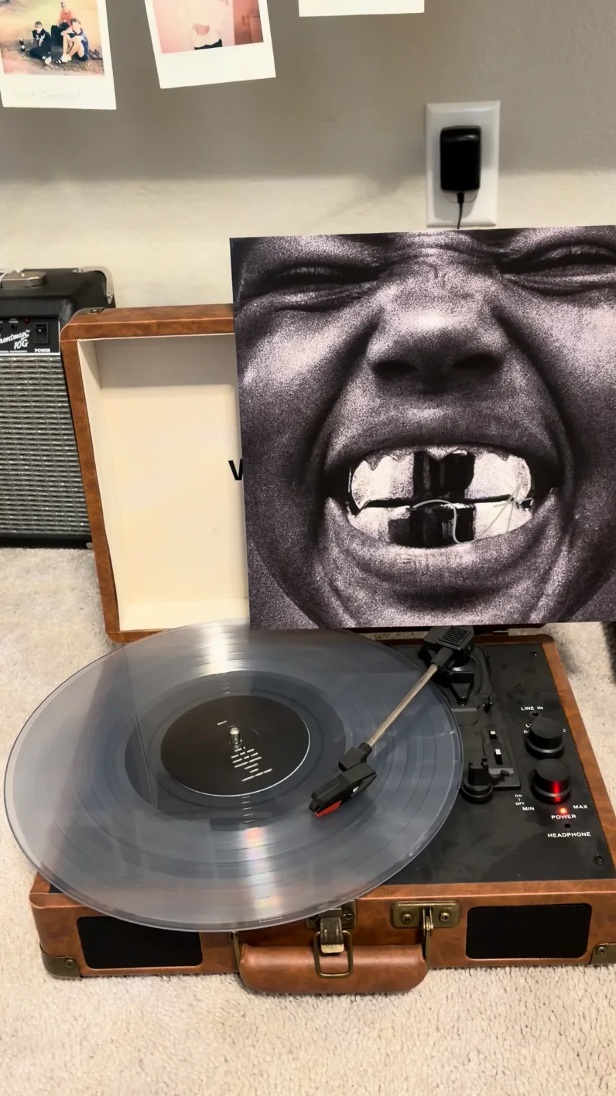 Ye signed UNOPENED SOLD OUT BULLY CLEAR VINYL - FAST, INTERNATIONAL SHIPPING✈️✈️, изображение 2