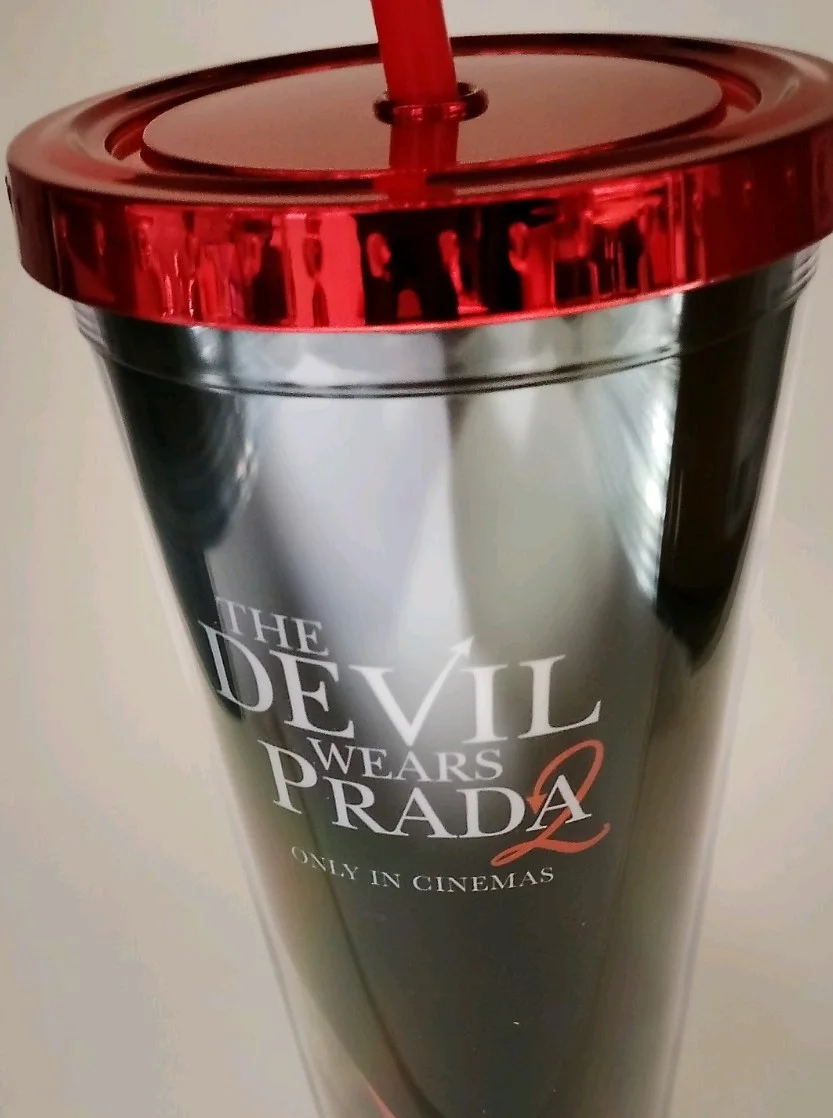 The Devil Wears Prada 2 Drink cup and straw NEW, изображение 4