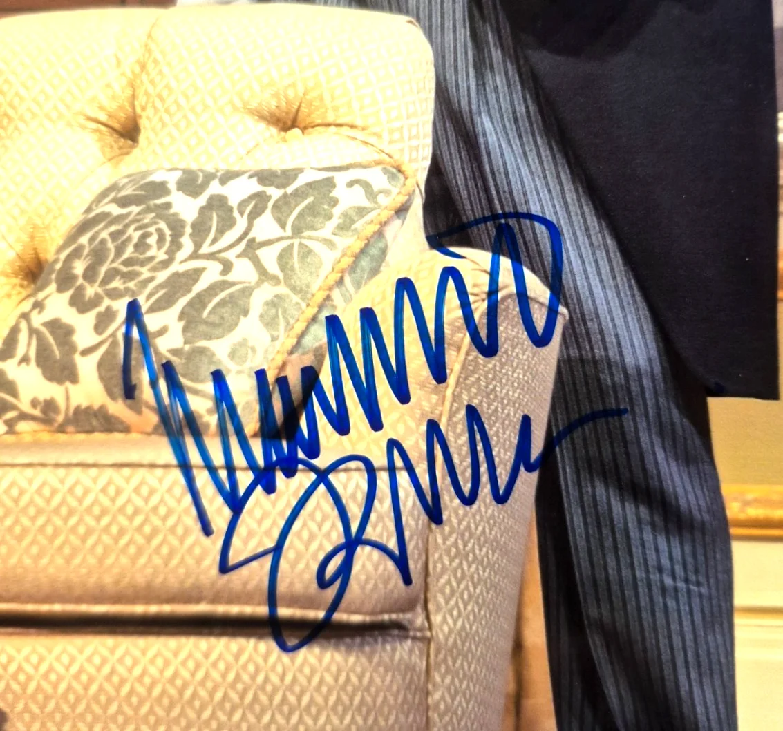 Matthew Broderick — MATTHEW BRODERICK SIGNED AUTOGRAPHED 8X10 PHOTO FERRIS BUELLER LION KING BAS COA, изображение 2