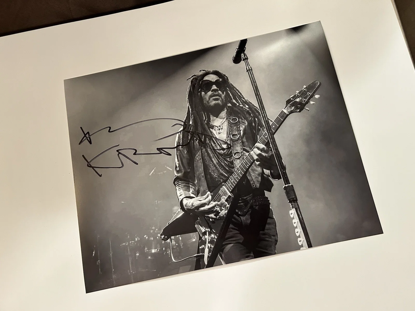 Lenny Kravitz Signed 11x14 Inch Photo RockNRoll Autograph W/ Proof Pic, изображение 3